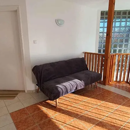 Σπίτι διακοπών In 19281