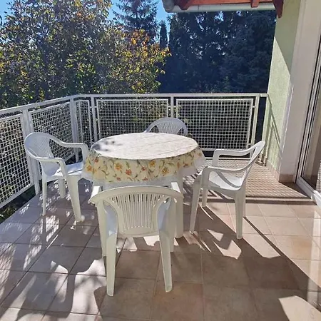 Holiday Home In Balatonmariafuerdo 19281 Holiday home *