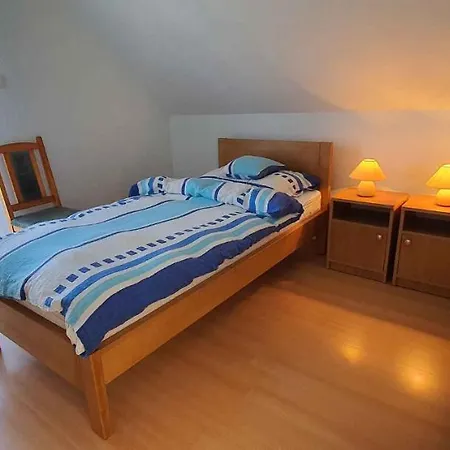 In 19281 別荘 Balatonmáriafürdő