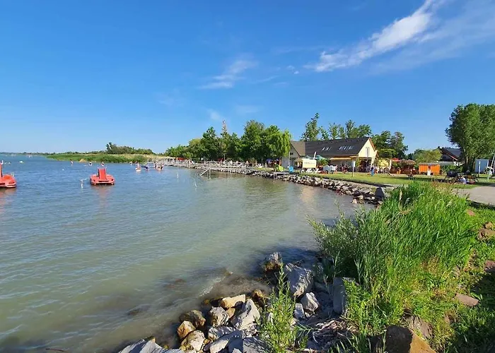 In 19281 Holiday home Balatonmariafurdo