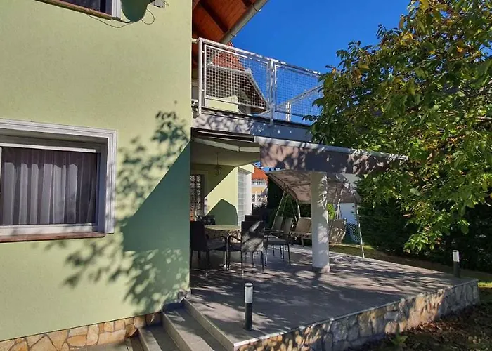 In 19281 * Balatonmáriafürdő