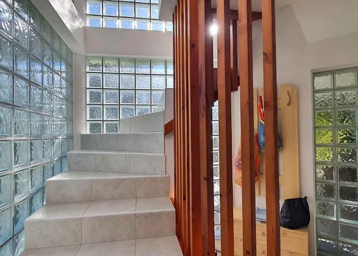 In 19281 Casa de Férias