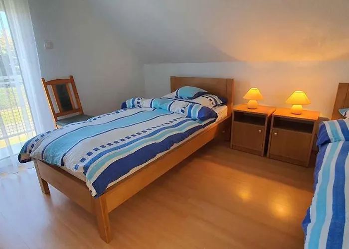 In 19281 Holiday home Balatonmariafurdo