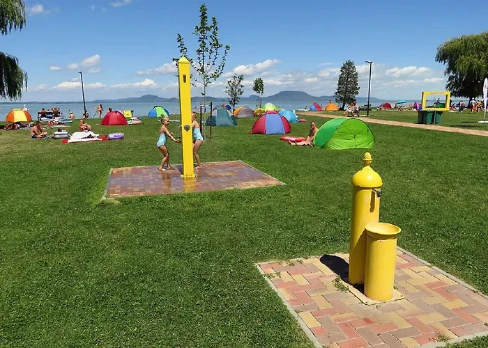 In 19281 Casa de Férias Balatonmáriafürdő