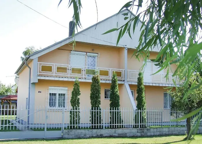 In 19281 Balatonmáriafürdő